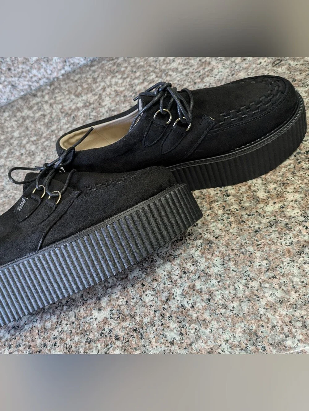 Black Creepers